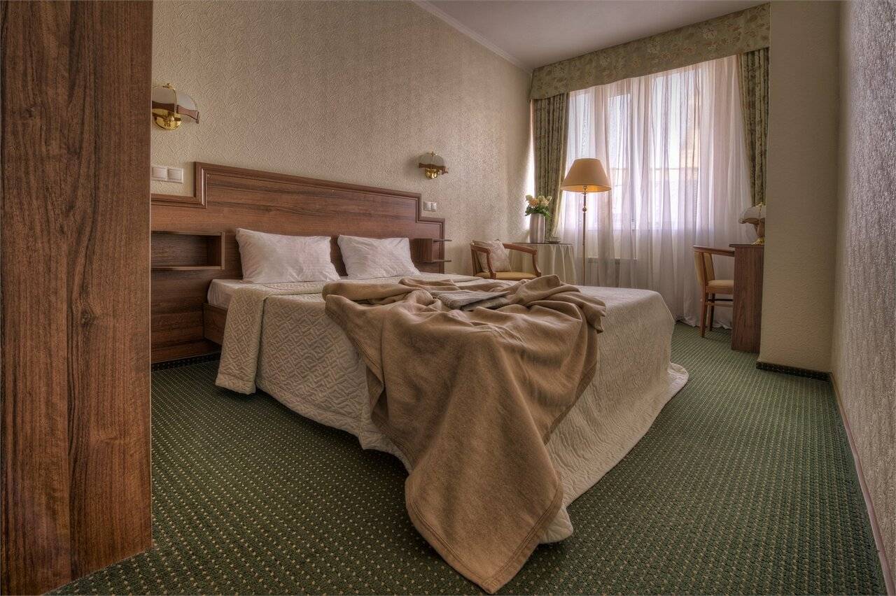 Бизнес